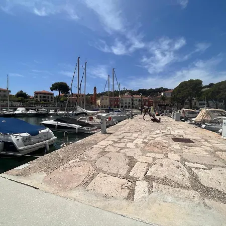 船屋 Superbe Yacht Luxe Familial A St Jean Cap-ferrat. 费拉角圣让