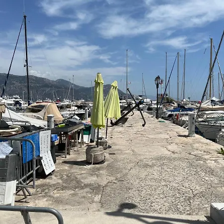 Superbe Yacht Luxe Familial A St Jean Cap-ferrat. 船屋 *